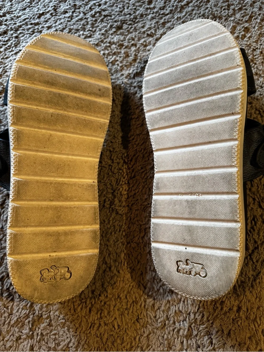 Coach Gwen Sig Sandal 9